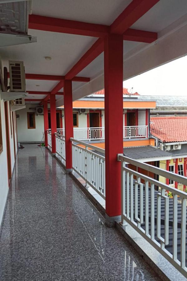 Harmony House Syariah Near Alun Alun Pati Mitra Reddoorz Ξενοδοχείο Εξωτερικό φωτογραφία