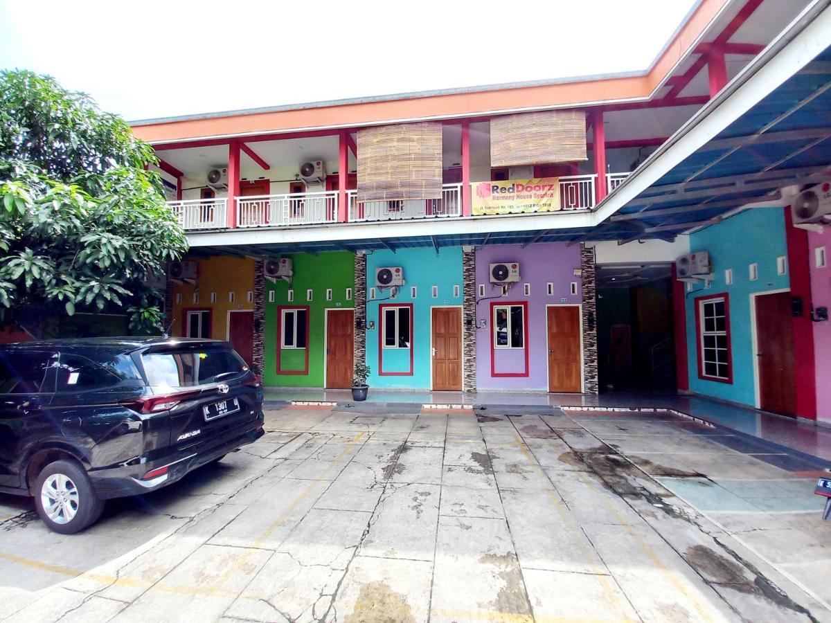Harmony House Syariah Near Alun Alun Pati Mitra Reddoorz Ξενοδοχείο Εξωτερικό φωτογραφία