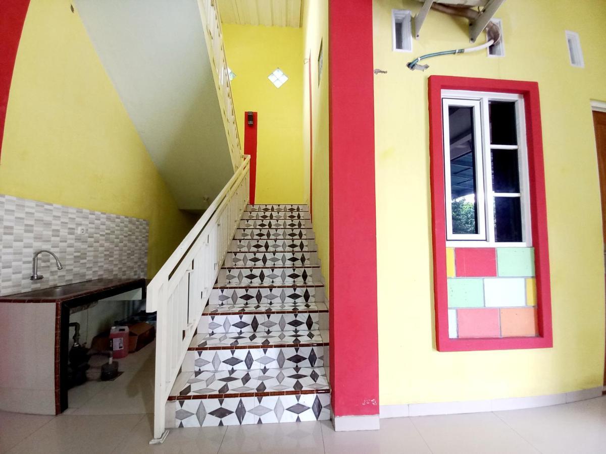 Harmony House Syariah Near Alun Alun Pati Mitra Reddoorz Ξενοδοχείο Εξωτερικό φωτογραφία