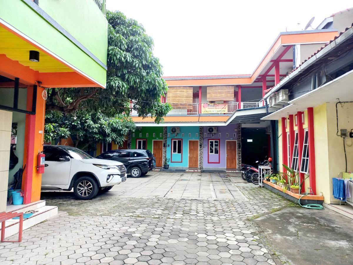 Harmony House Syariah Near Alun Alun Pati Mitra Reddoorz Ξενοδοχείο Εξωτερικό φωτογραφία