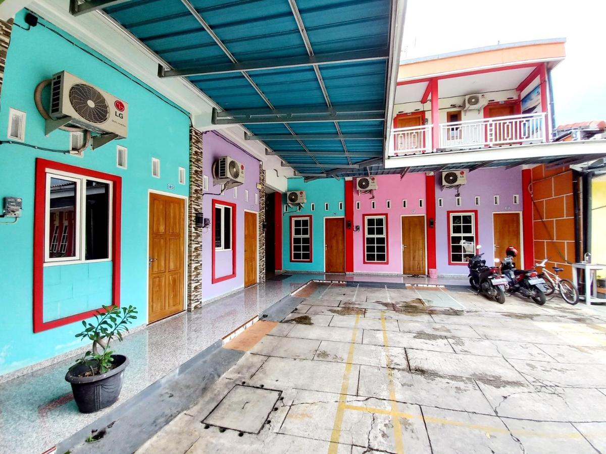 Harmony House Syariah Near Alun Alun Pati Mitra Reddoorz Ξενοδοχείο Εξωτερικό φωτογραφία